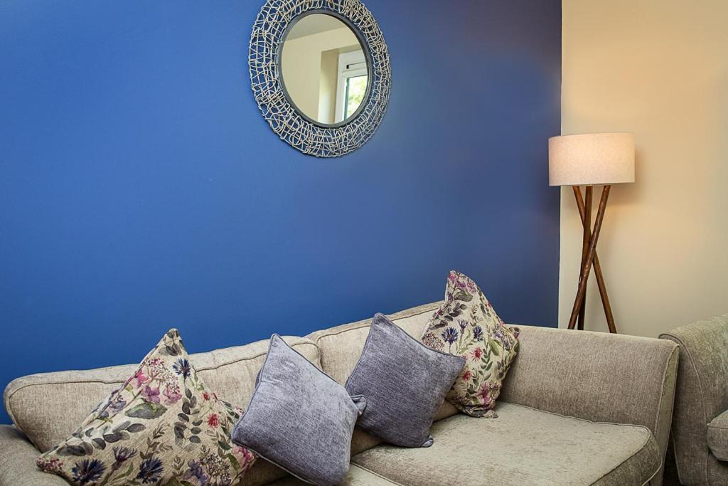 Beautiful Centre House With Parking! Sleeps 6 Sheffield